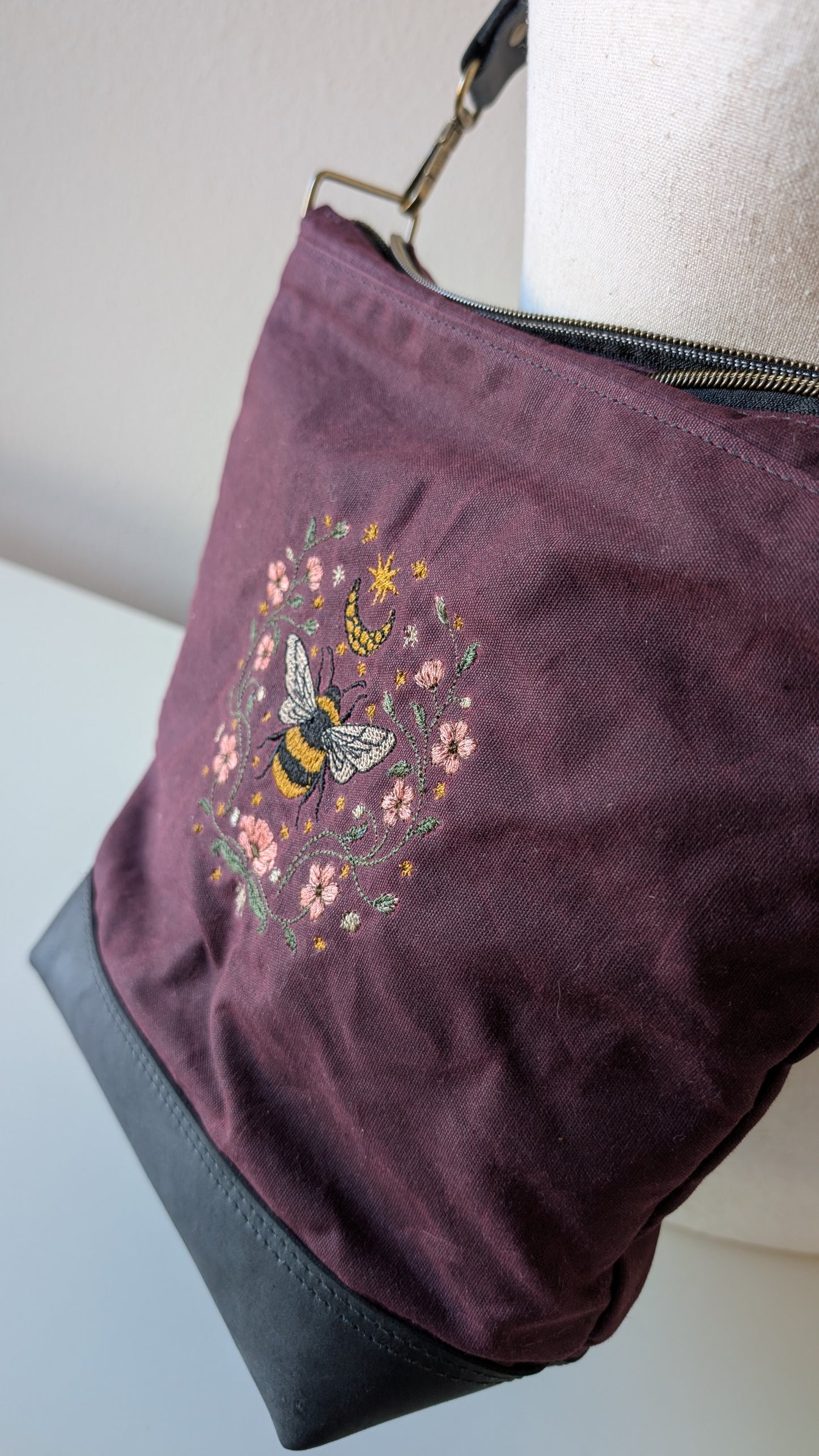Willow Waxed Canvas Crossbody - Queen Bee