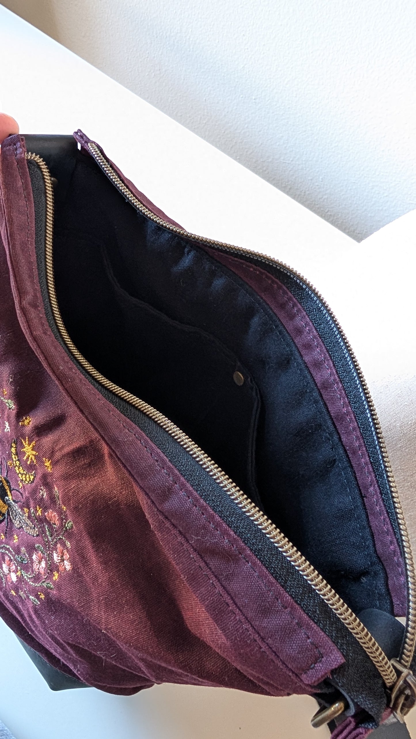 Willow Waxed Canvas Crossbody - Queen Bee