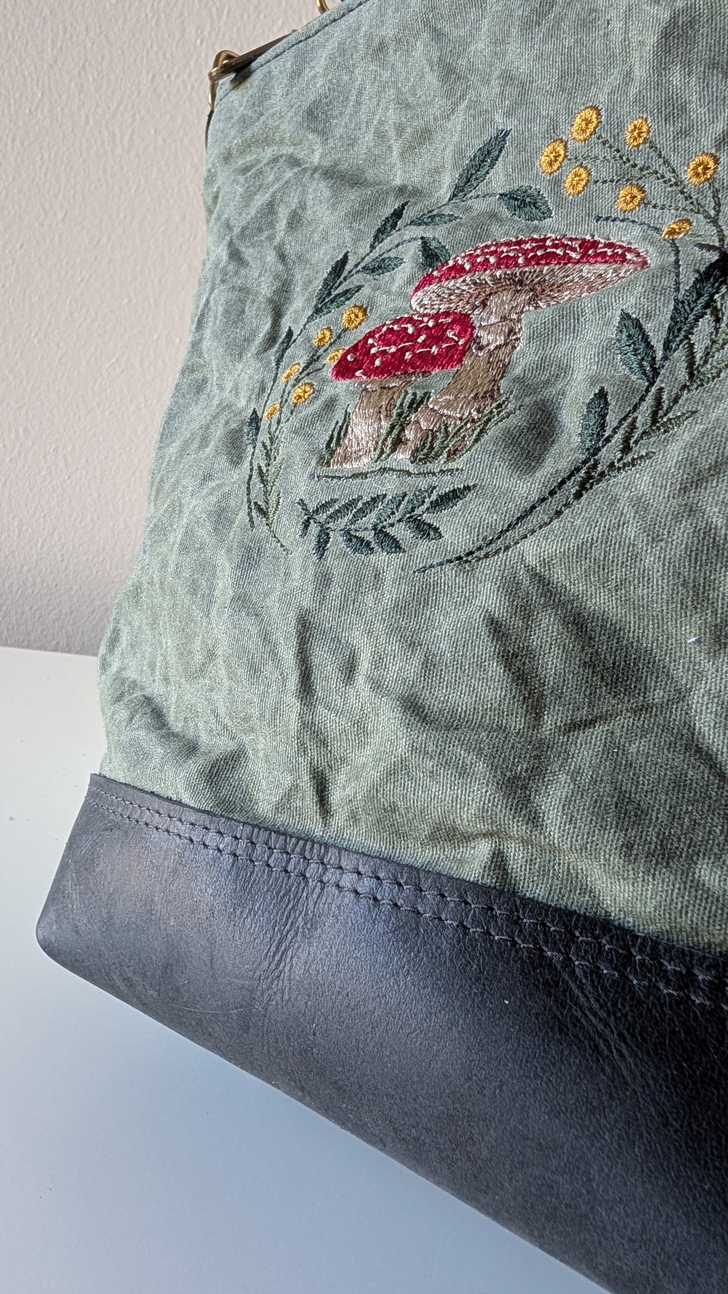 Willow Waxed Canvas Crossbody - Sage Mushroom