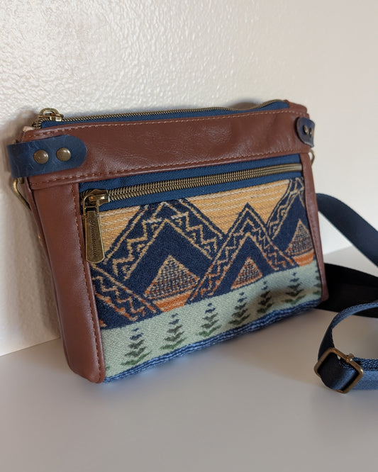 Leather Devon Crossbody - American Treasure
