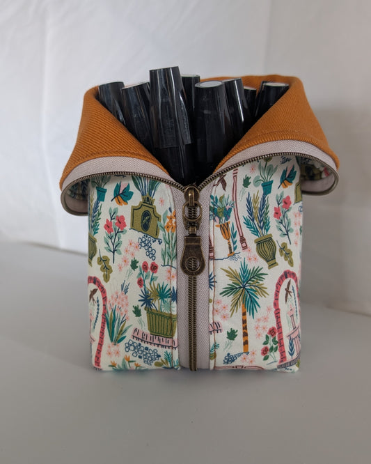 Sketch Pouch Medium - Bohemian Botanicals
