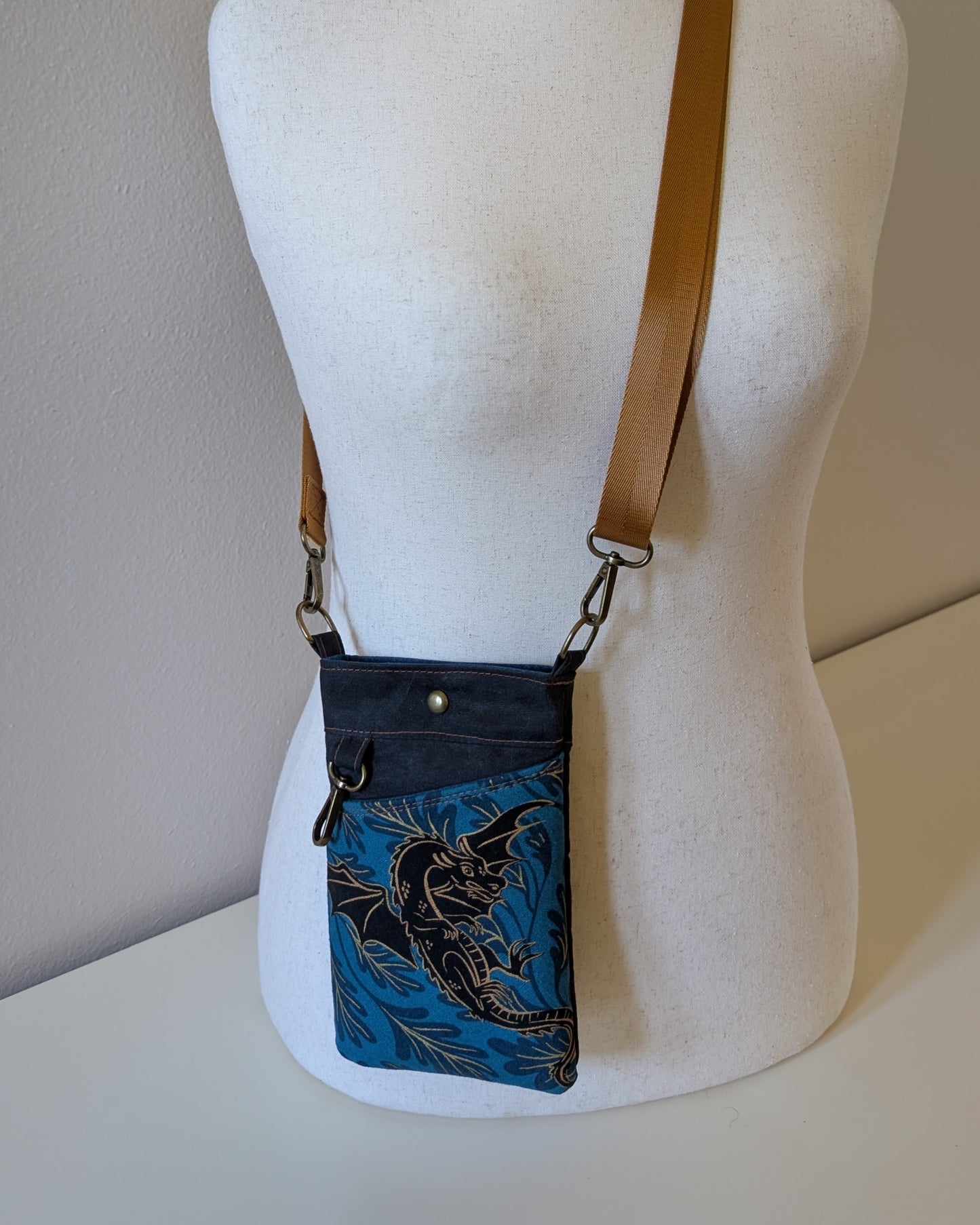 Whisperlight in Fireglow Dragon - Gold Strap