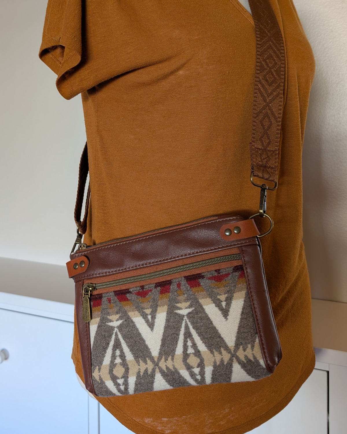 Leather Devon Crossbody - Pacific Crest Brown