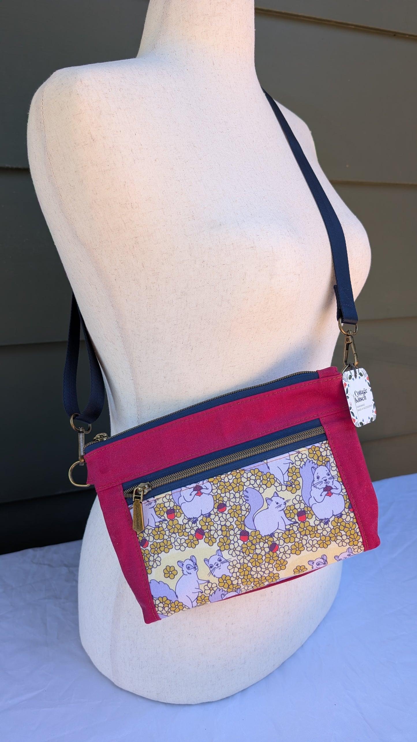 Psychadelic Squirrels - Devon Crossbody
