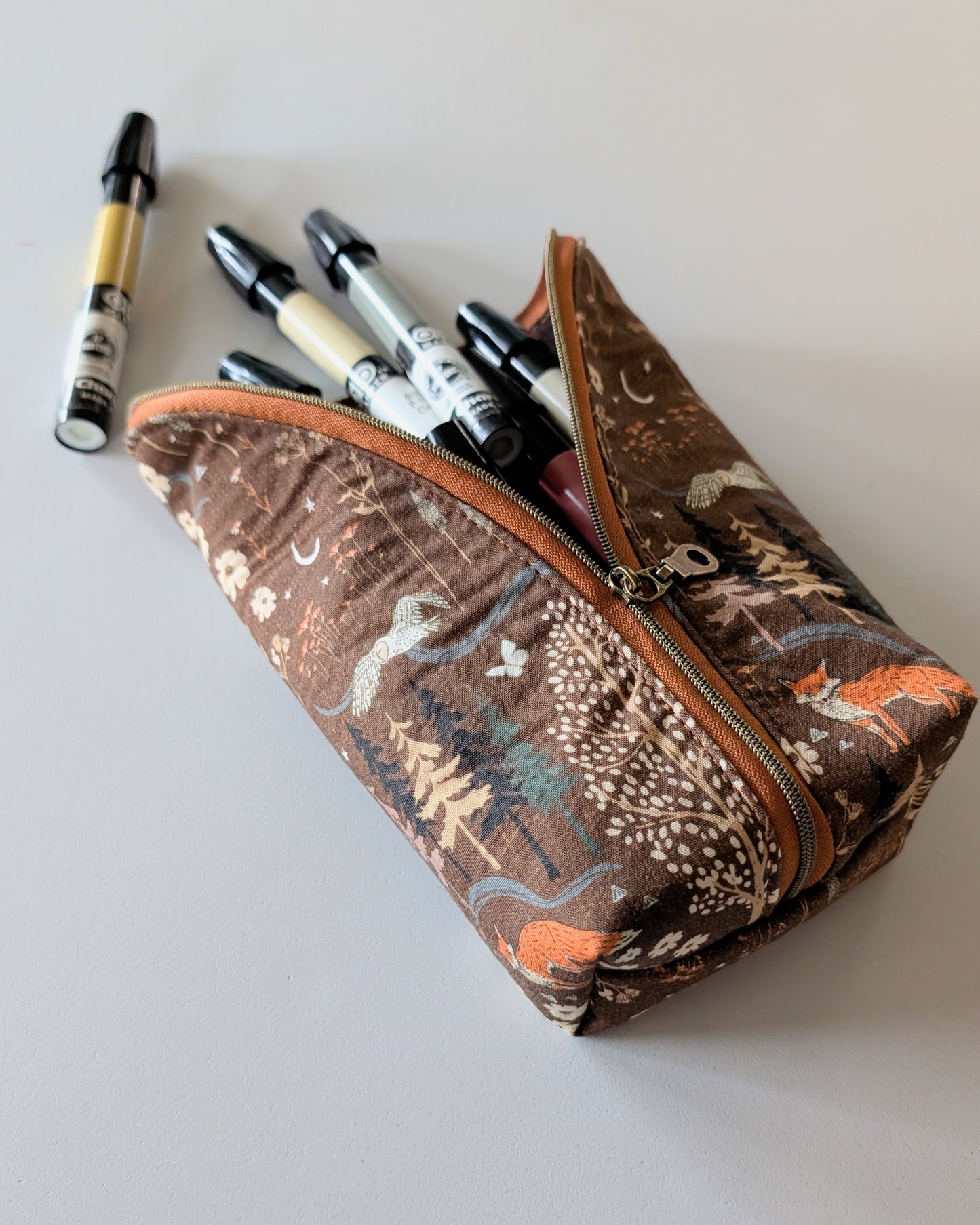 Sketch Pouch Medium - Foxy