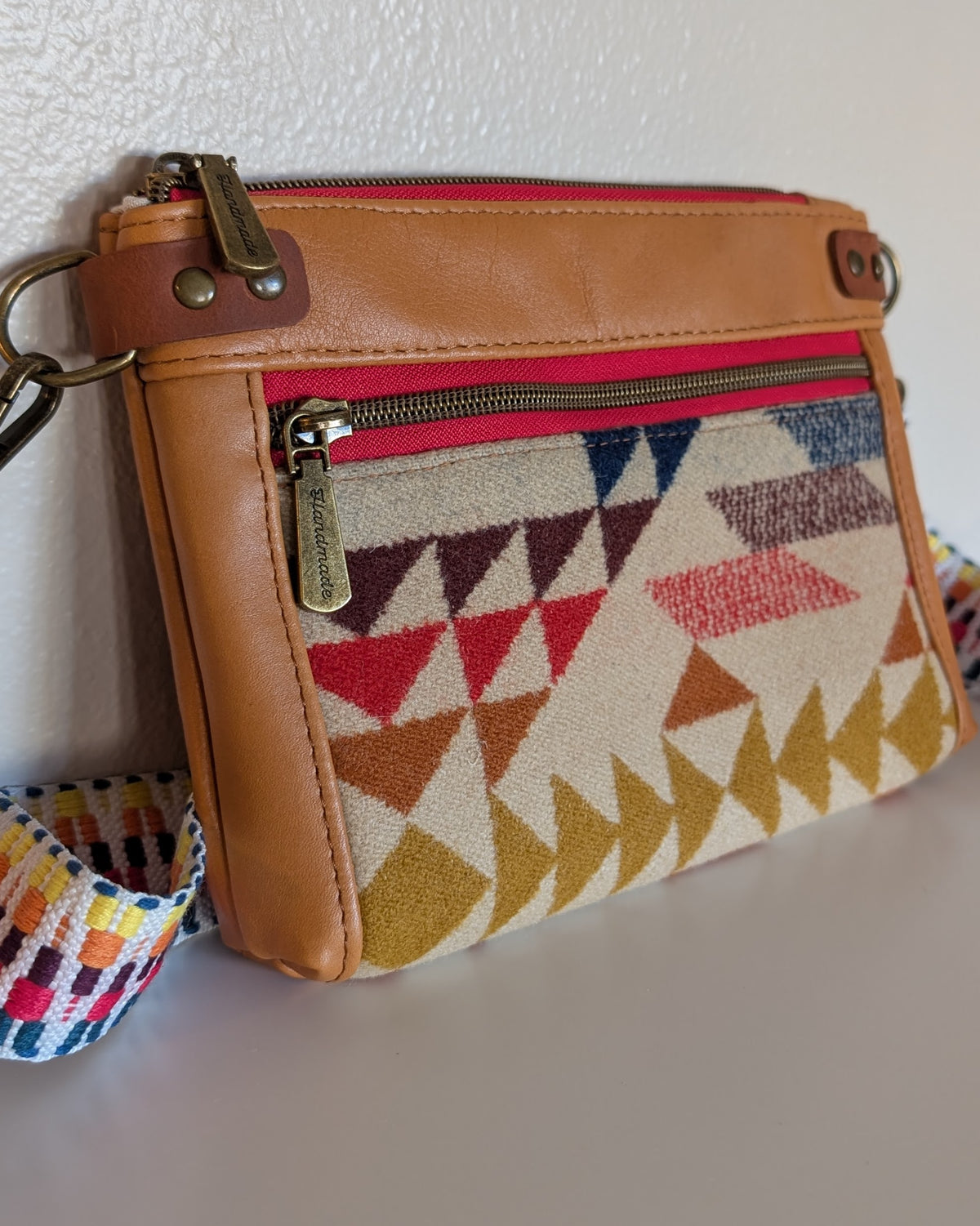Leather Devon Crossbody - Smith Rock Cream