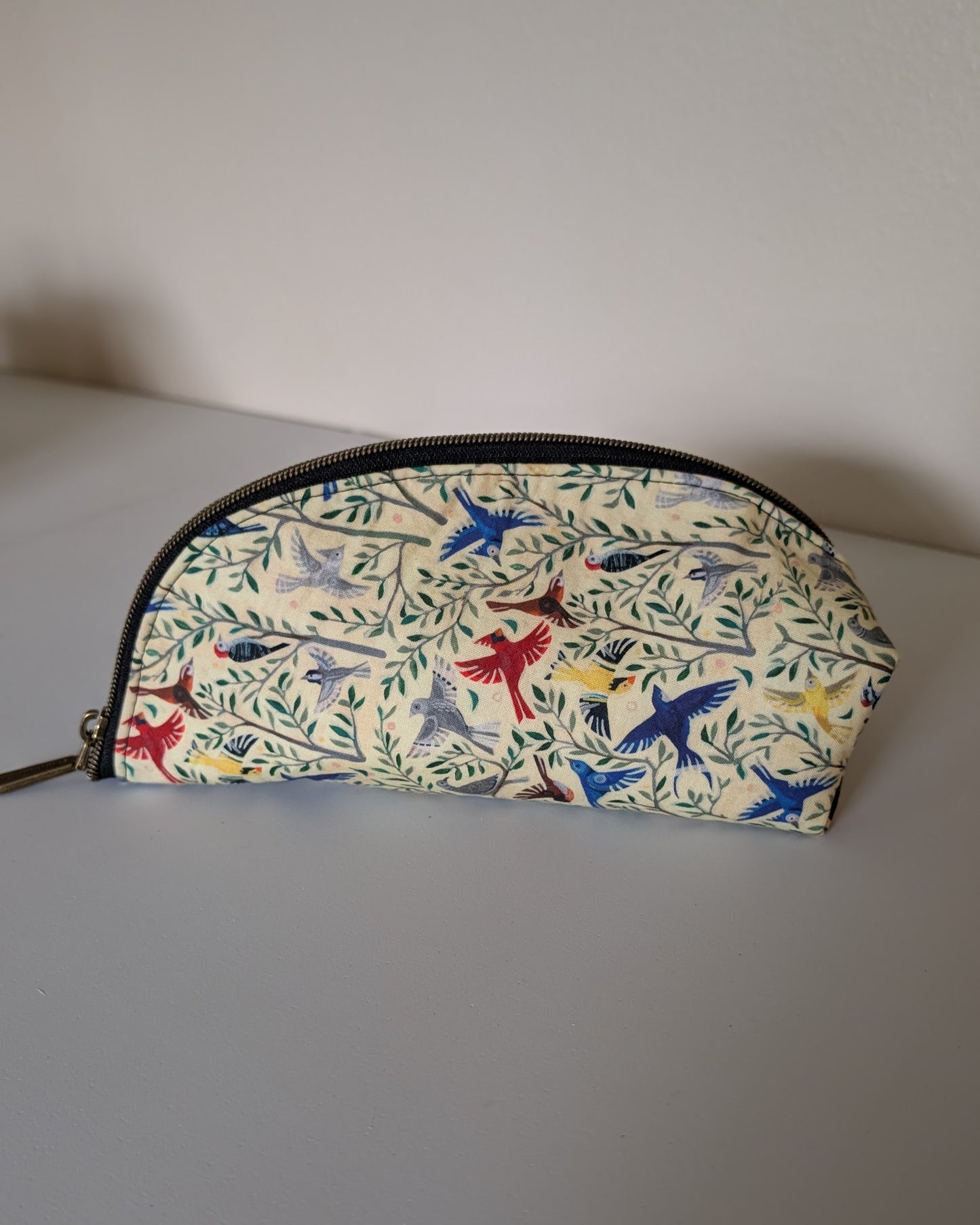 Sketch Pouch Medium - Bird Watchin