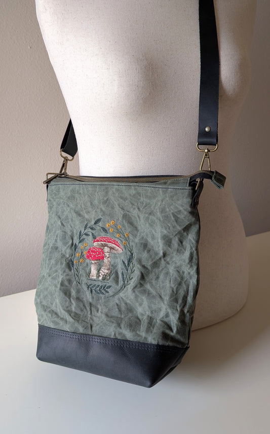 Willow Waxed Canvas Crossbody - Sage Mushroom