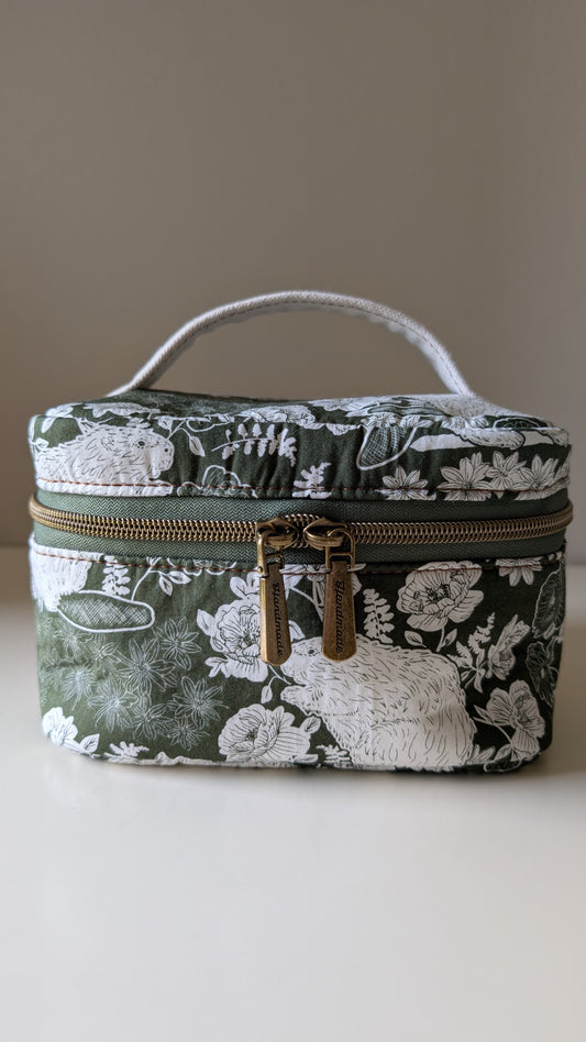 Lucy Train Case Emerald Beaver